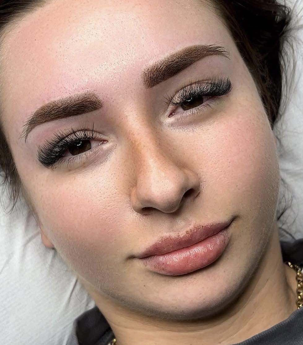 Brwi PMU – realizacja 2